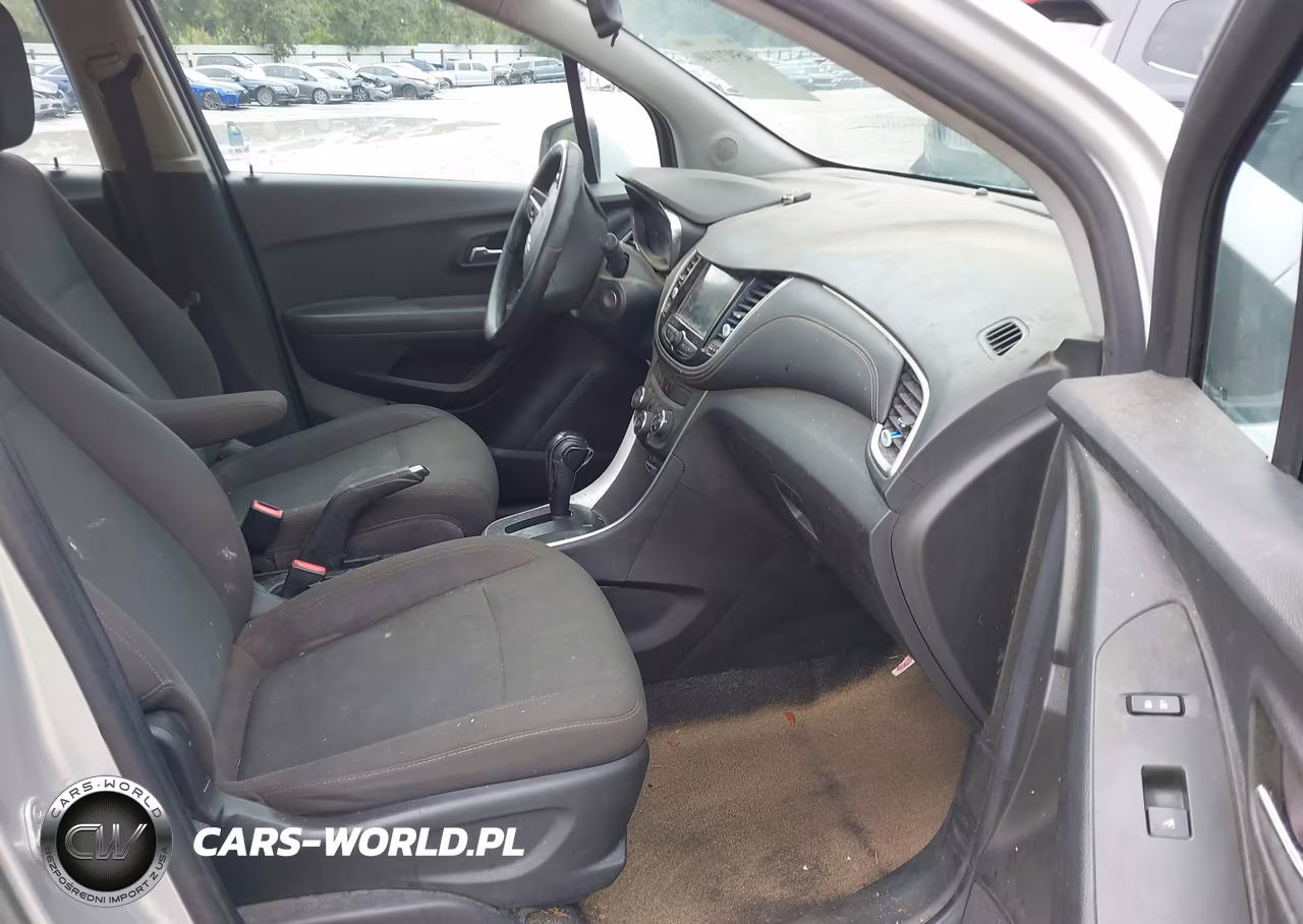 2017 Chevrolet Trax Ls VIN:KL7CJKSB3HB203482 - 5
