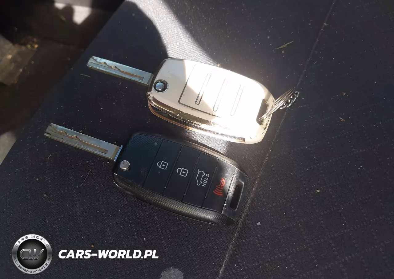 2018 Kia Sorento 2.4L Lx VIN:5XYPGDA35JG425977 - 11