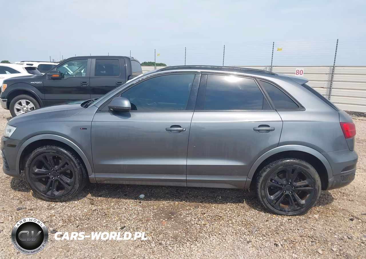 2016 Audi Q3 2.0T Premium Plus VIN:WA1GFCFS2GR001612 - 14