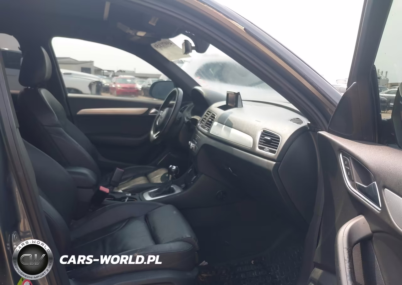 2016 Audi Q3 2.0T Premium Plus VIN:WA1GFCFS2GR001612 - 5