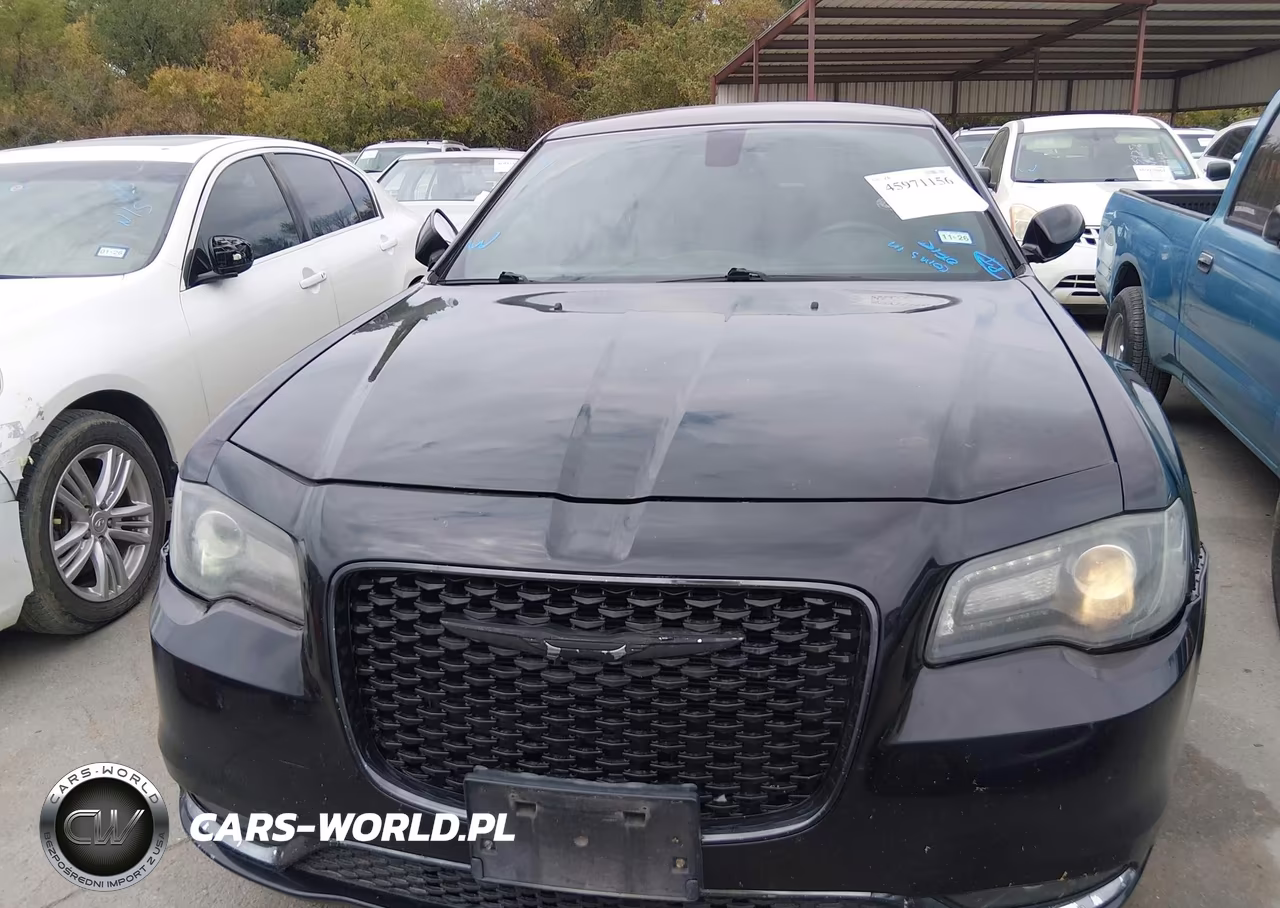 2016 Chrysler 300 300S VIN:2C3CCABG7GH358145 - 6