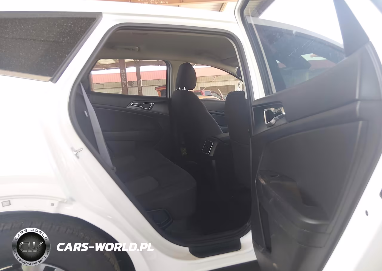 2026 Kia Sportage Hybrid Lx VIN:KNDPU3DG9T7302166 - 8
