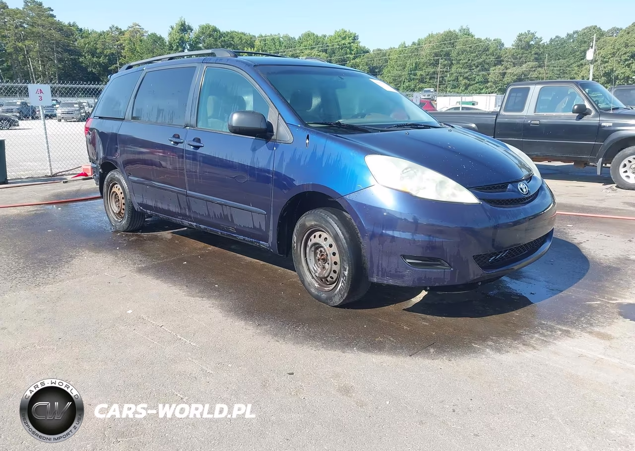 2006 Toyota Sienna Le – zdjęcie 1 z 13