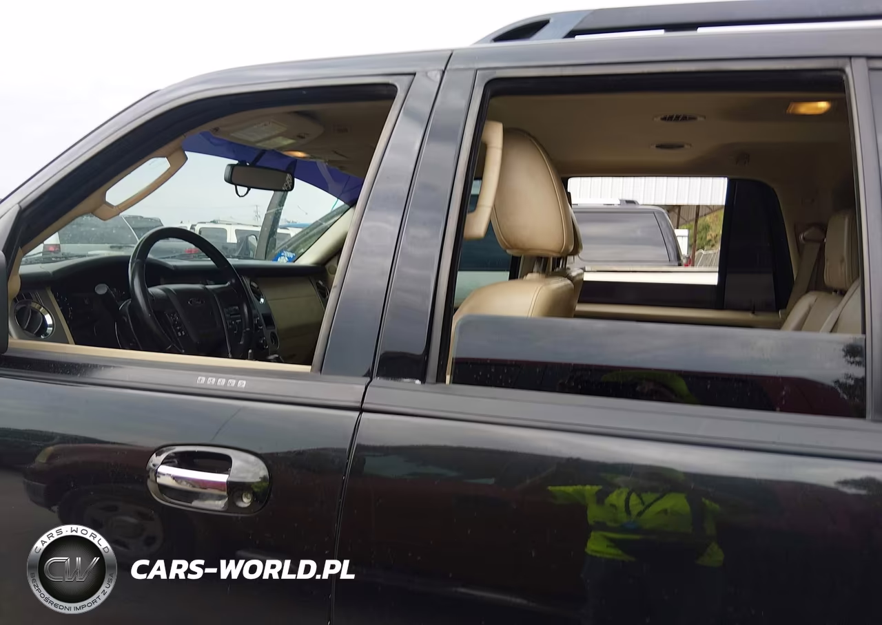 2015 Ford Expedition Xlt VIN:1FMJU1HT2FEF20463 - 14