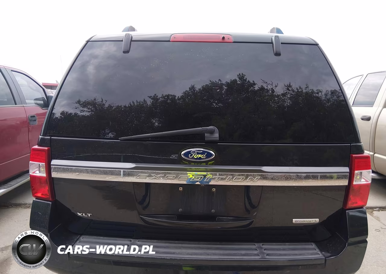 2015 Ford Expedition Xlt VIN:1FMJU1HT2FEF20463 - 16