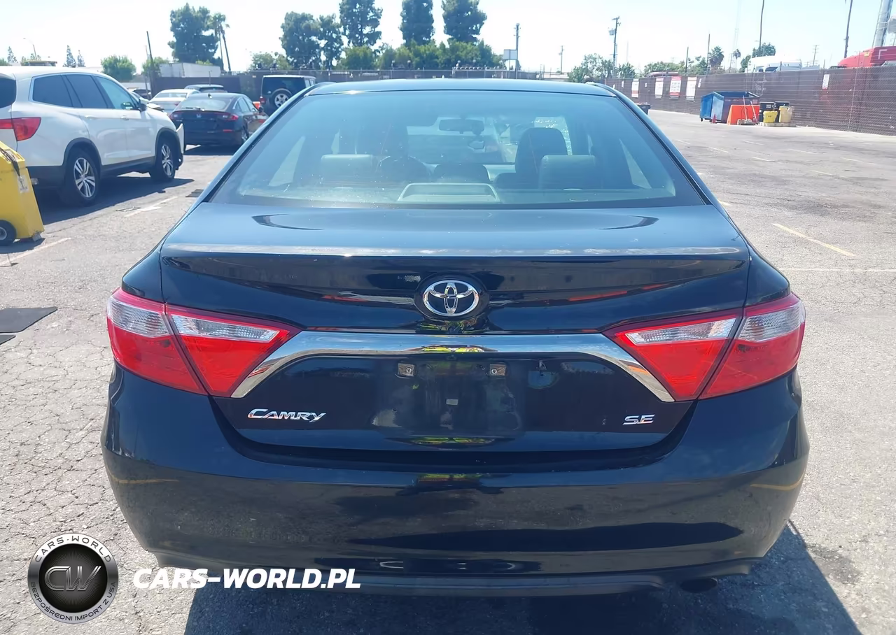 2016 Toyota Camry Se VIN:4T1BF1FK0GU220999 - 16