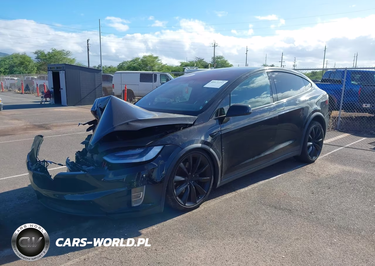 2020 Tesla Model X VIN:5YJXCBE25LF216525 - 2