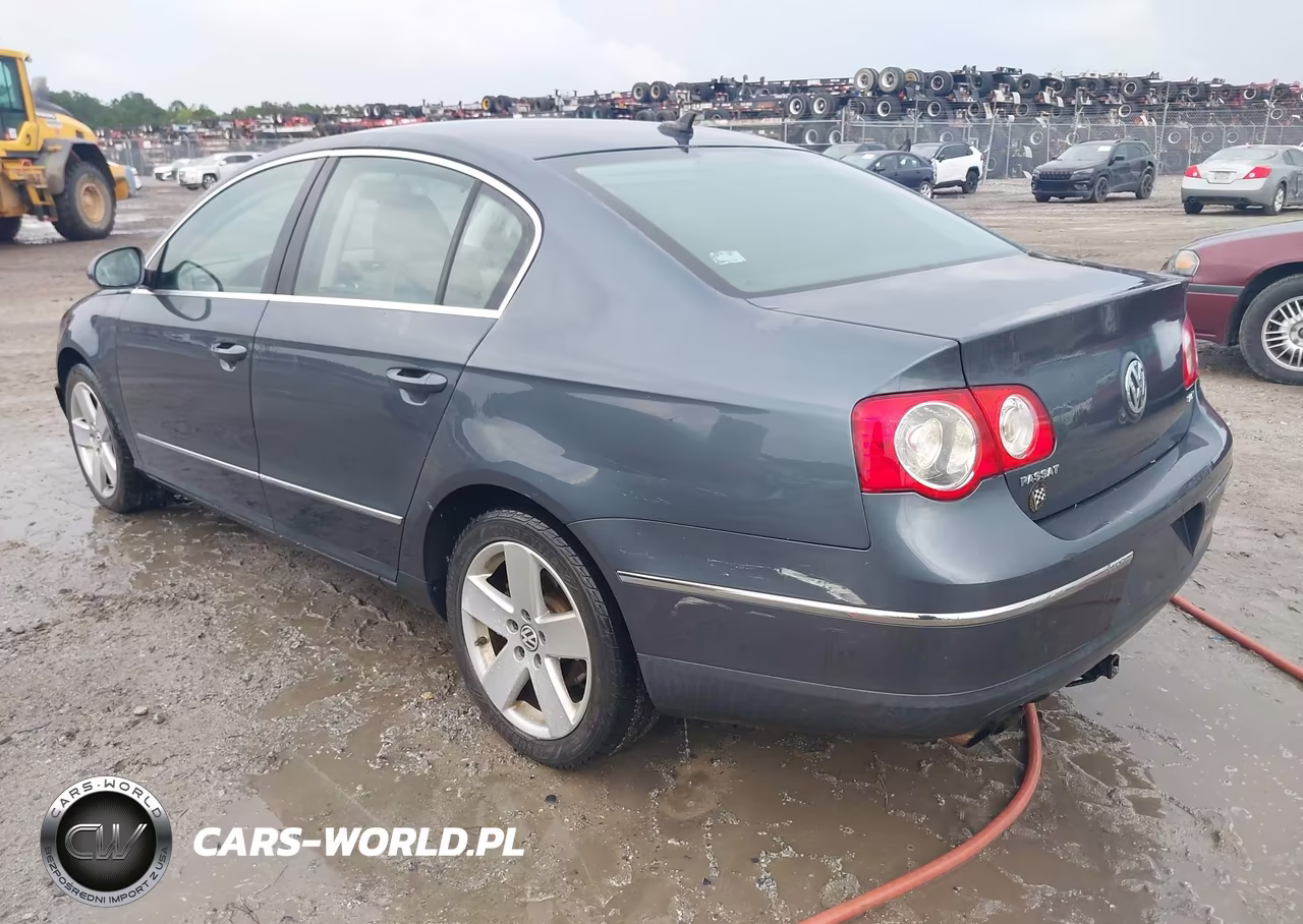 2009 Volkswagen Passat Komfort VIN:WVWJK73CX9P030902 - 3