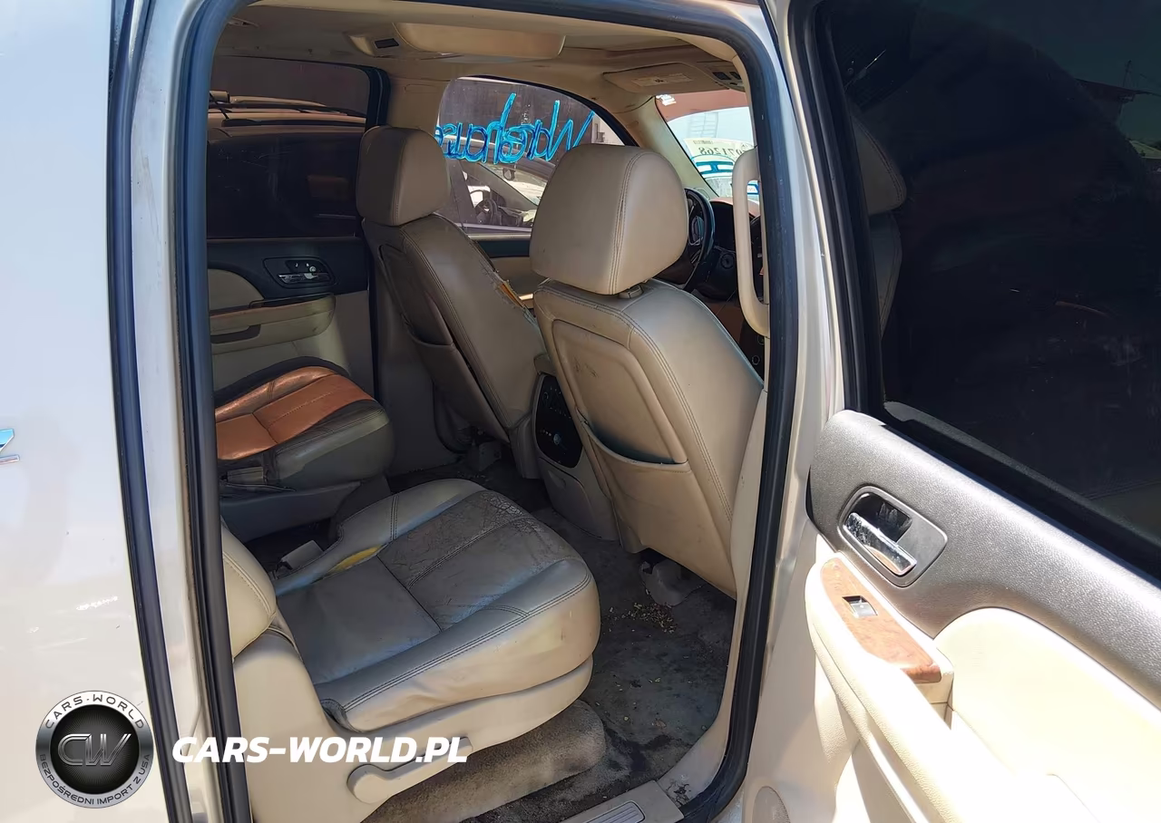 2007 Chevrolet Suburban 1500 Ltz VIN:1GNFC16JX7J167887 - 8