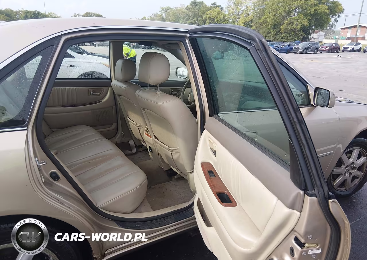 2002 Toyota Avalon Xls VIN:4T1BF28B12U224815 - 8