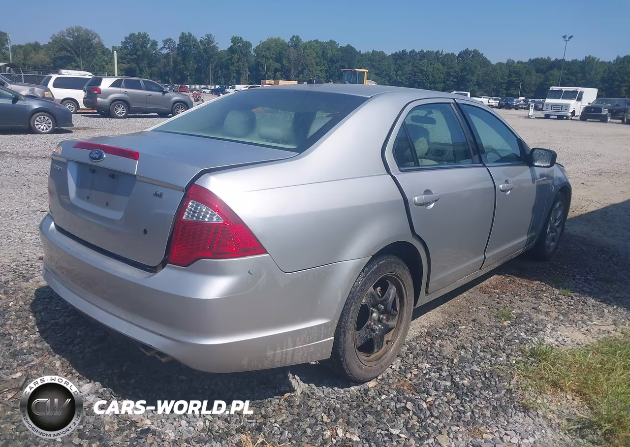 2011 Ford Fusion Se VIN:3FAHP0HA3BR214713 - 4