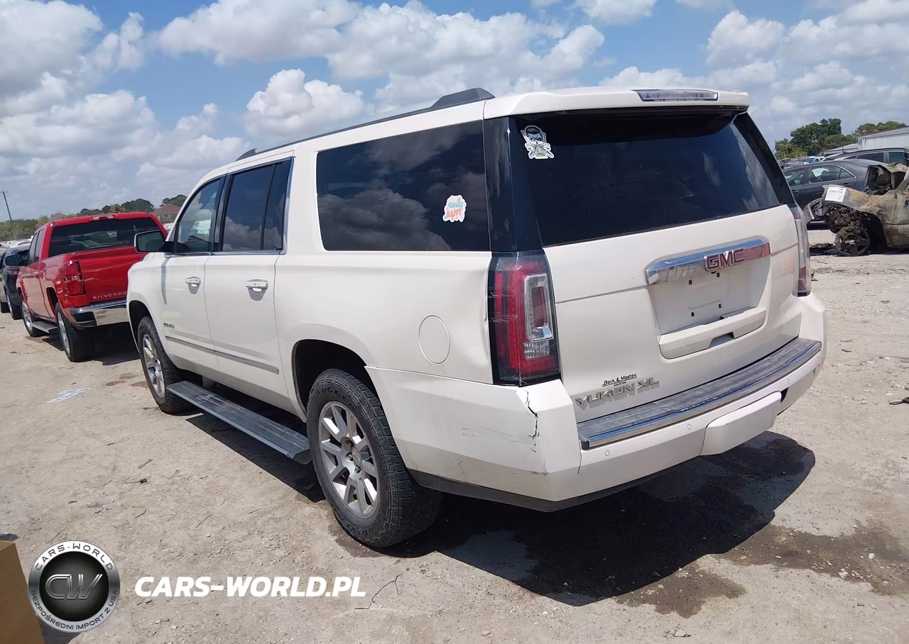 2015 GMC Yukon Xl 1500 Denali VIN:1GKS1JKJ1FR585679 - 3