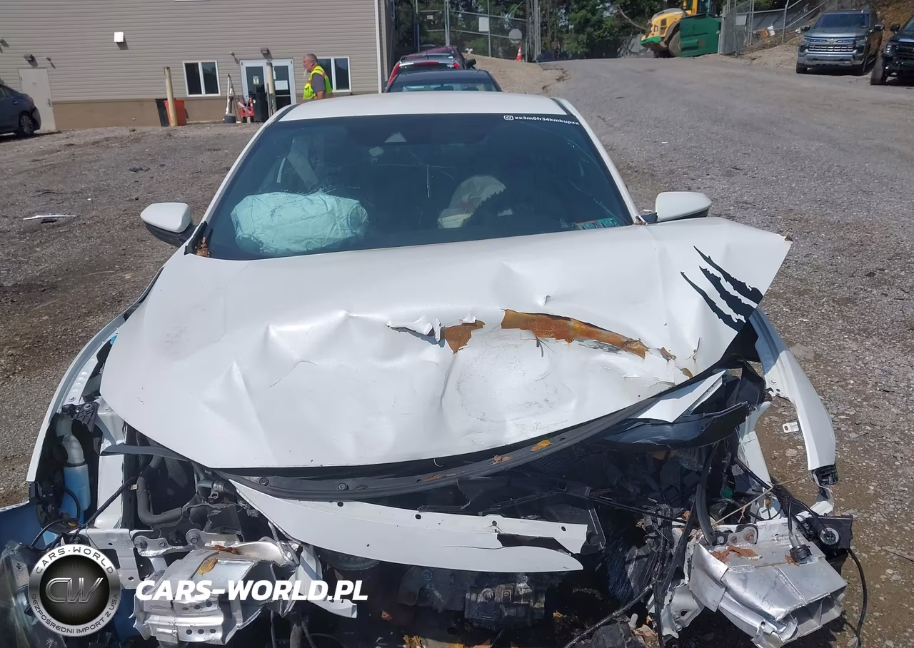 2019 Honda Civic Sport VIN:2HGFC4B85KH300693 - 10