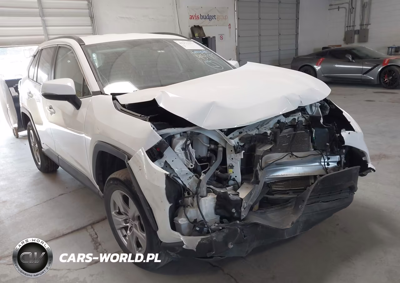 2025 Toyota Rav4 Hybrid Xle – zdjęcie 1 z 17
