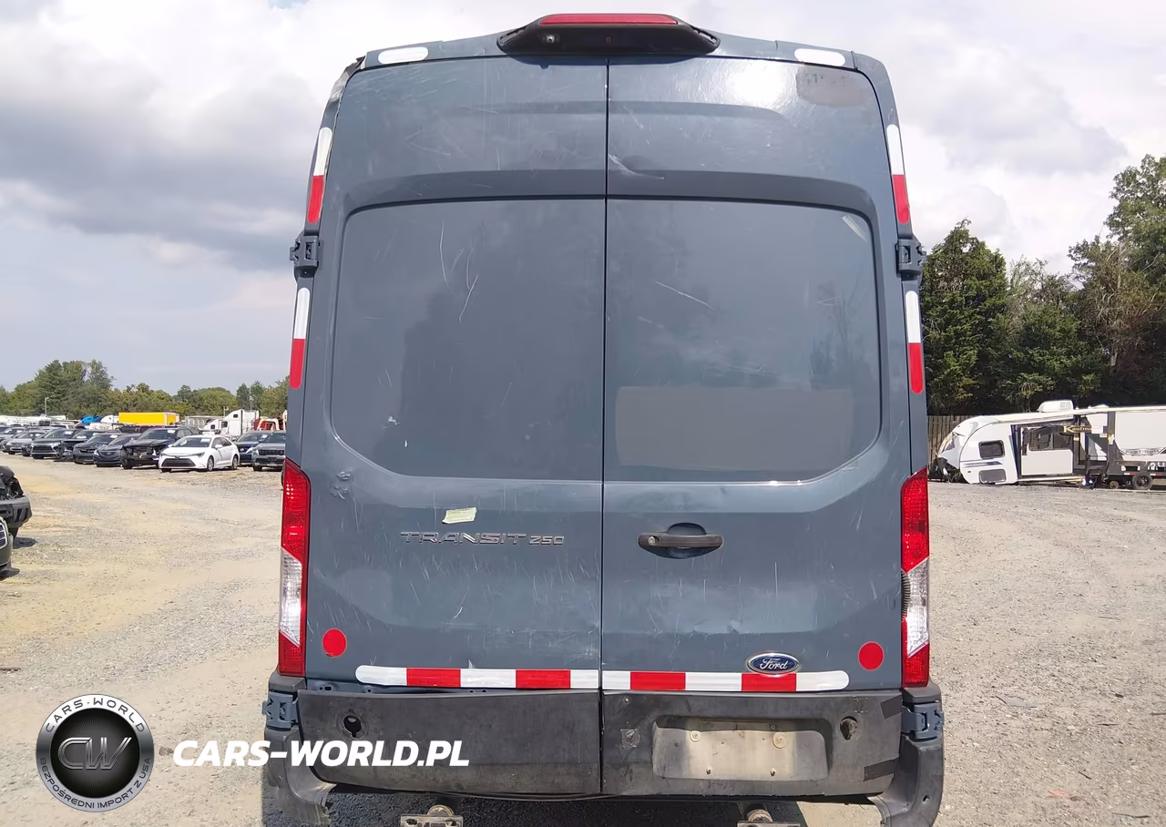 2019 Ford Transit-250 VIN:1FTYR3XM8KKB12927 - 16