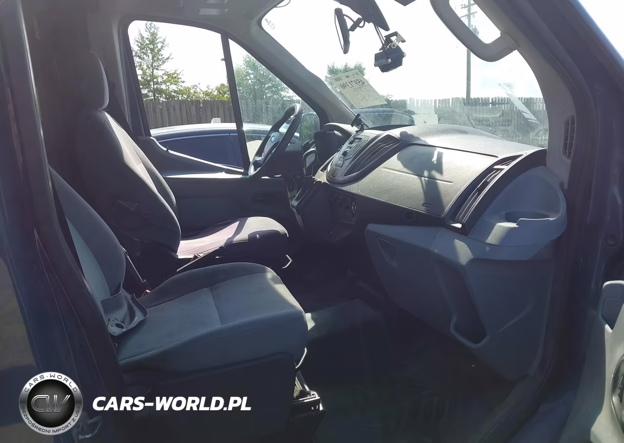 2019 Ford Transit-250 VIN:1FTYR3XM1KKB74010 - 5