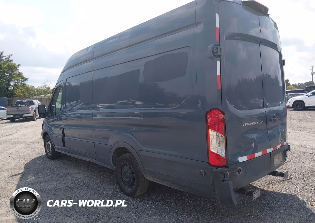 2019 Ford Transit-250 VIN:1FTYR3XM2KKB89955 - 3