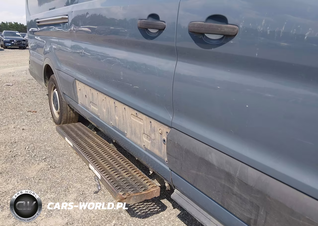 2019 Ford Transit-250 VIN:1FTYR3XM2KKB89955 - 6