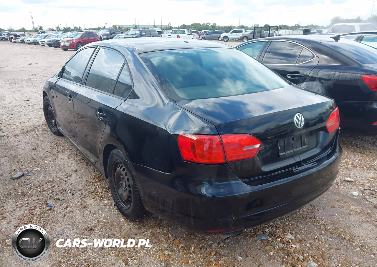 2014 Volkswagen Jetta 2.0L S VIN:3VW2K7AJ9EM379682 - 3