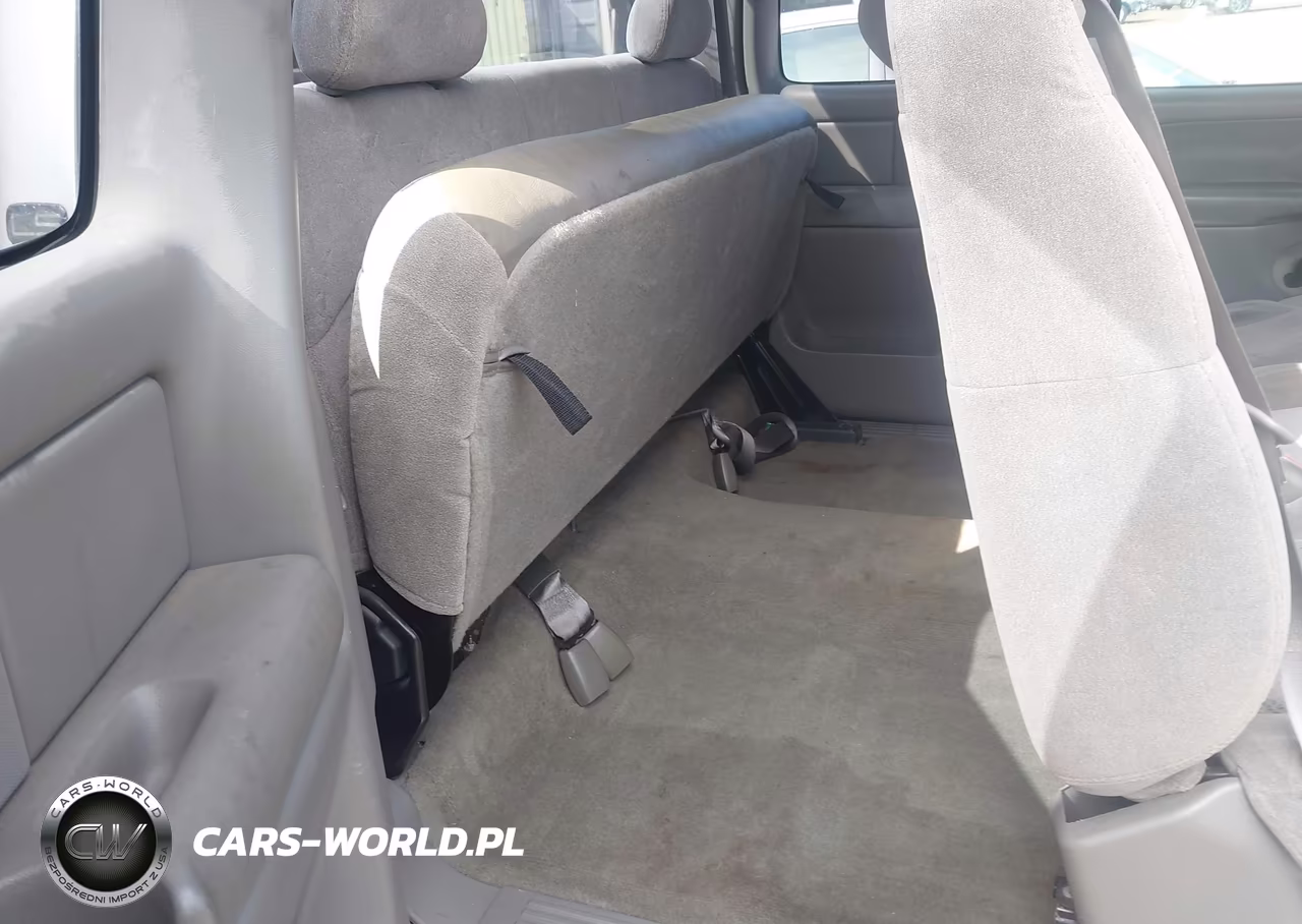 2000 Chevrolet Silverado 1500 Ls VIN:2GCEC19V7Y1402938 - 8