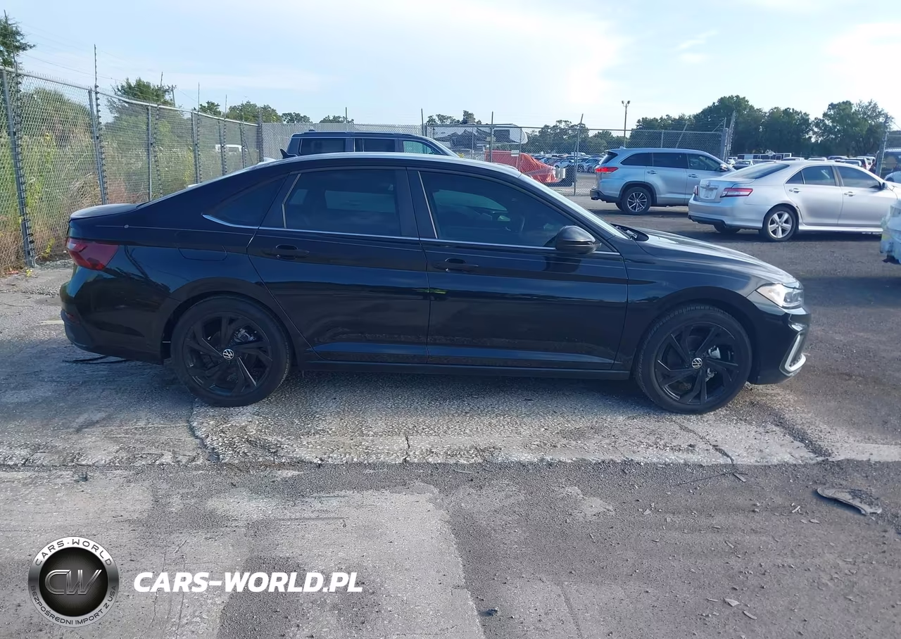 2025 Volkswagen Jetta 1.5T Se VIN:3VWEX7BU2SM082501 - 13