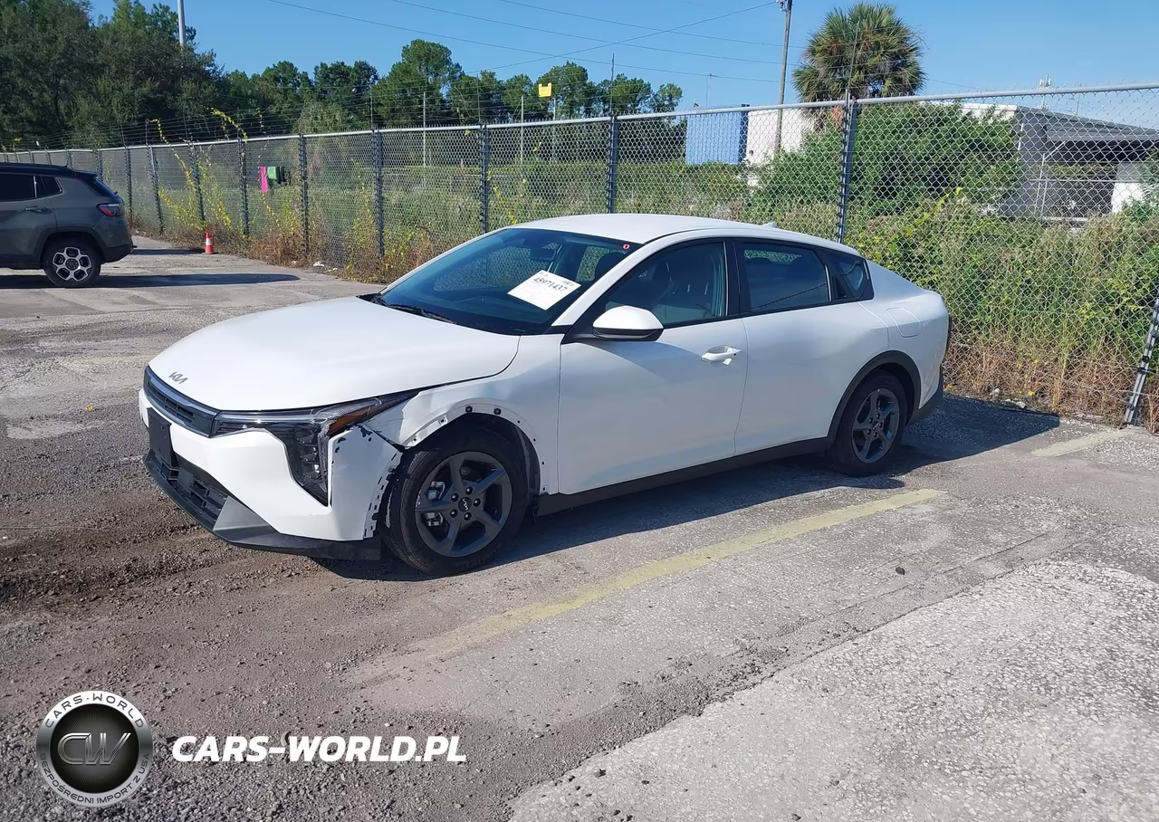 2025 Kia K4 Lxs VIN:3KPFT4DE0SE157679 - 2