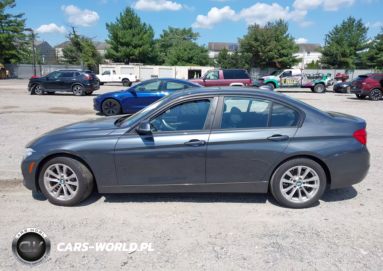 2016 BMW 320I xDrive VIN:WBA8E5G58GNT93081 - 14