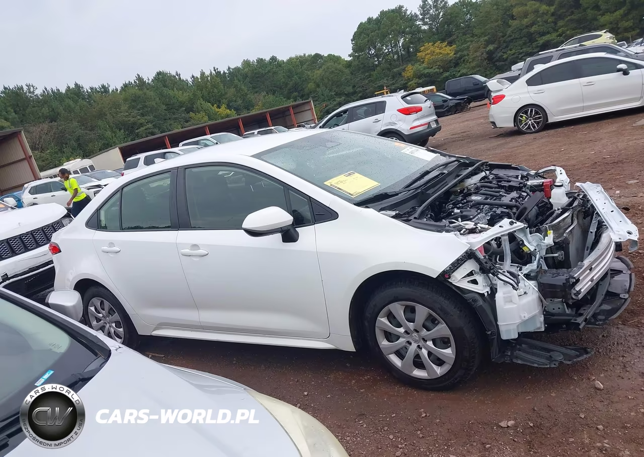 2024 Toyota Corolla Hybrid Le VIN:JTDBCMFE1R3057586 - 14
