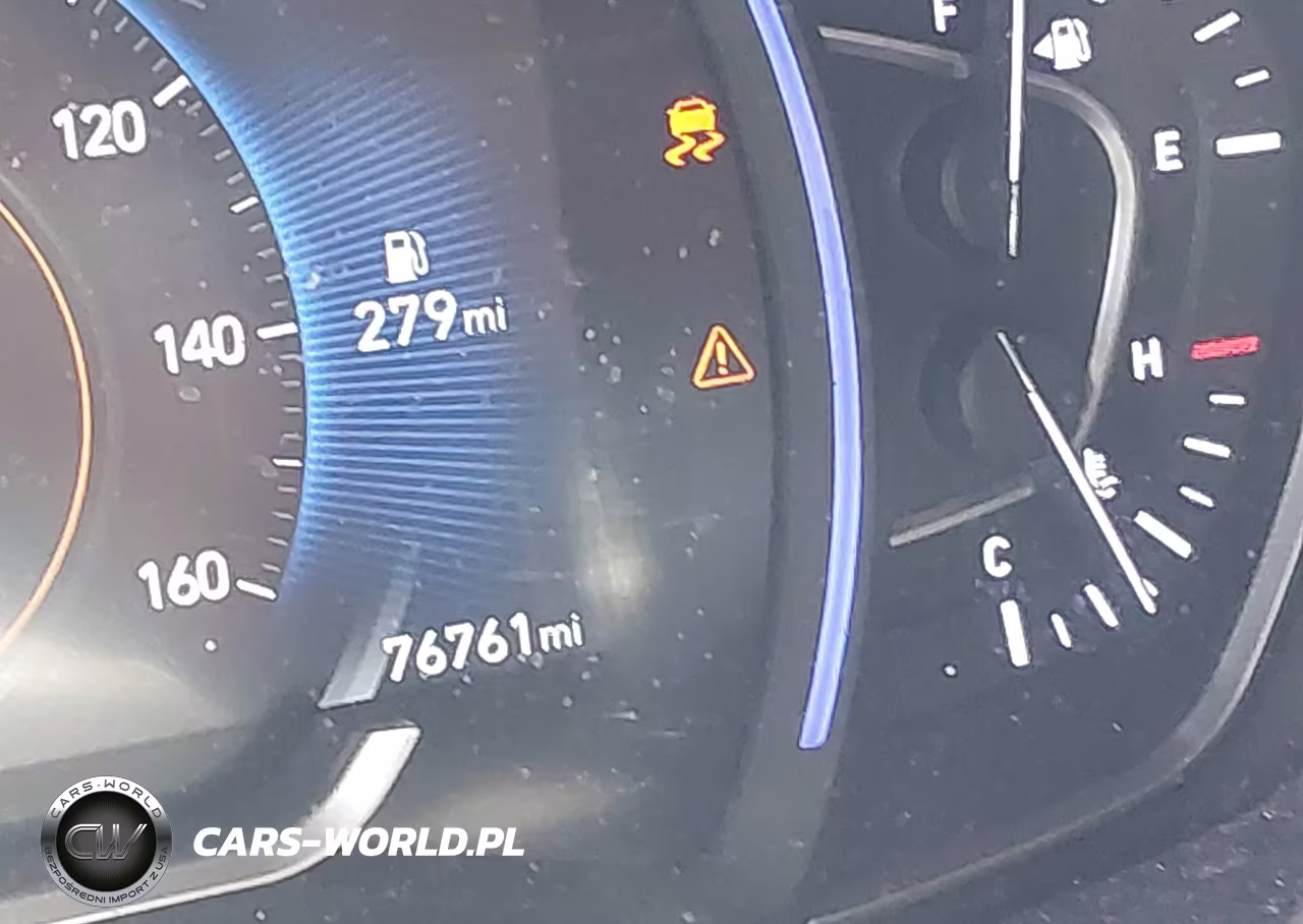 2019 Hyundai Santa Fe Sel VIN:5NMS33AD4KH126710 - 16