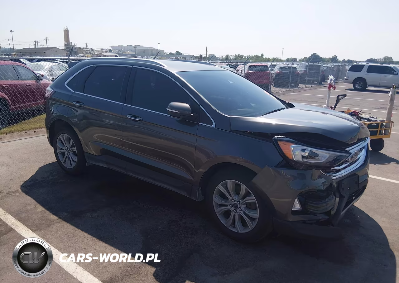 2019 Ford Edge Titanium
