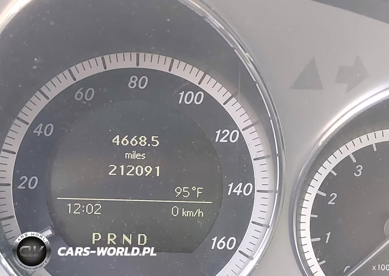 2010 Mercedes-Benz C 300 Luxury 4Matic-Sport 4Matic VIN:WDDGF8BB6AR100911 - 16