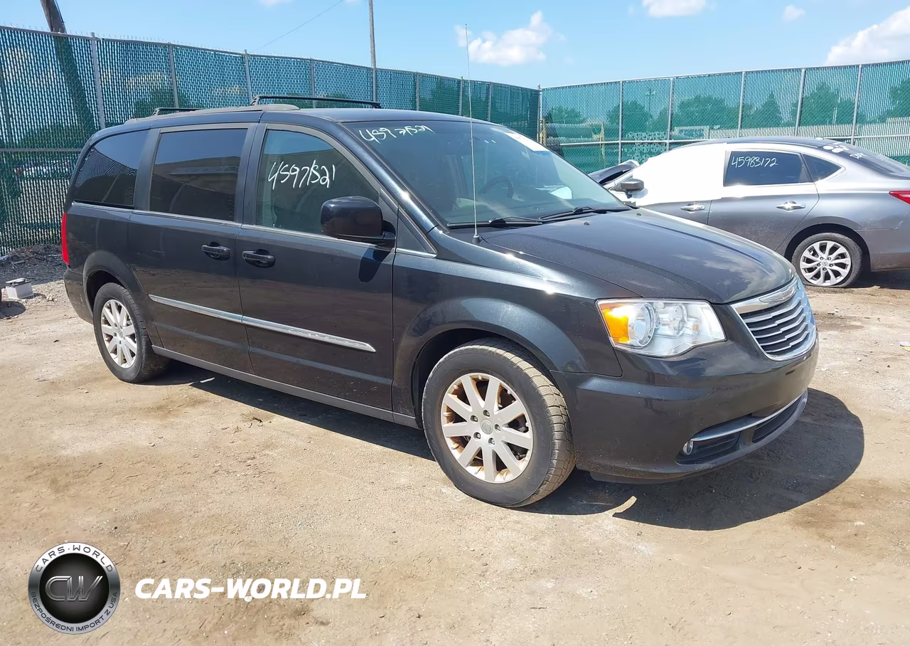 2016 Chrysler Town & Country Touring – zdjęcie 1 z 16