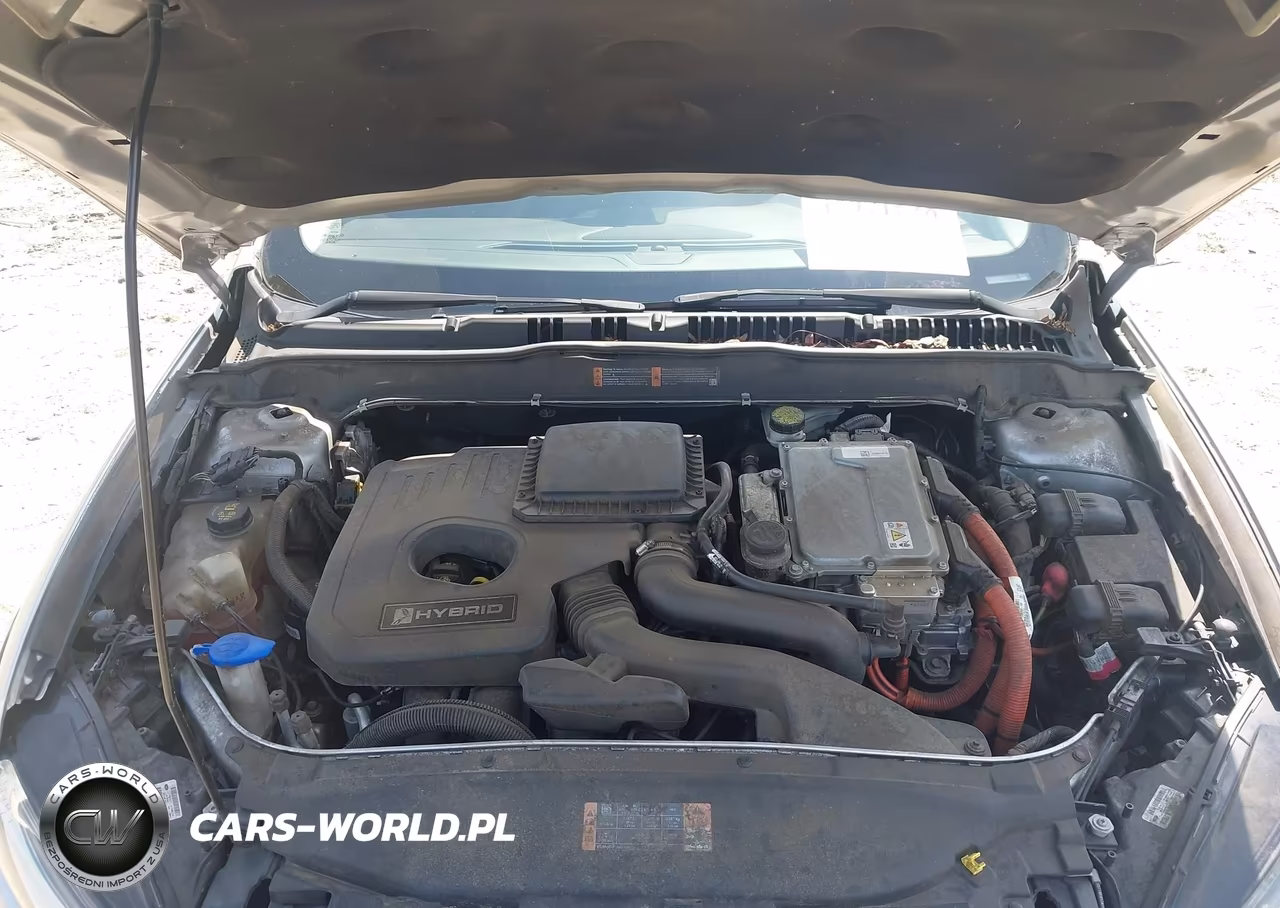 2015 Ford Fusion Hybrid Titanium VIN:3FA6P0RU6FR197623 - 10