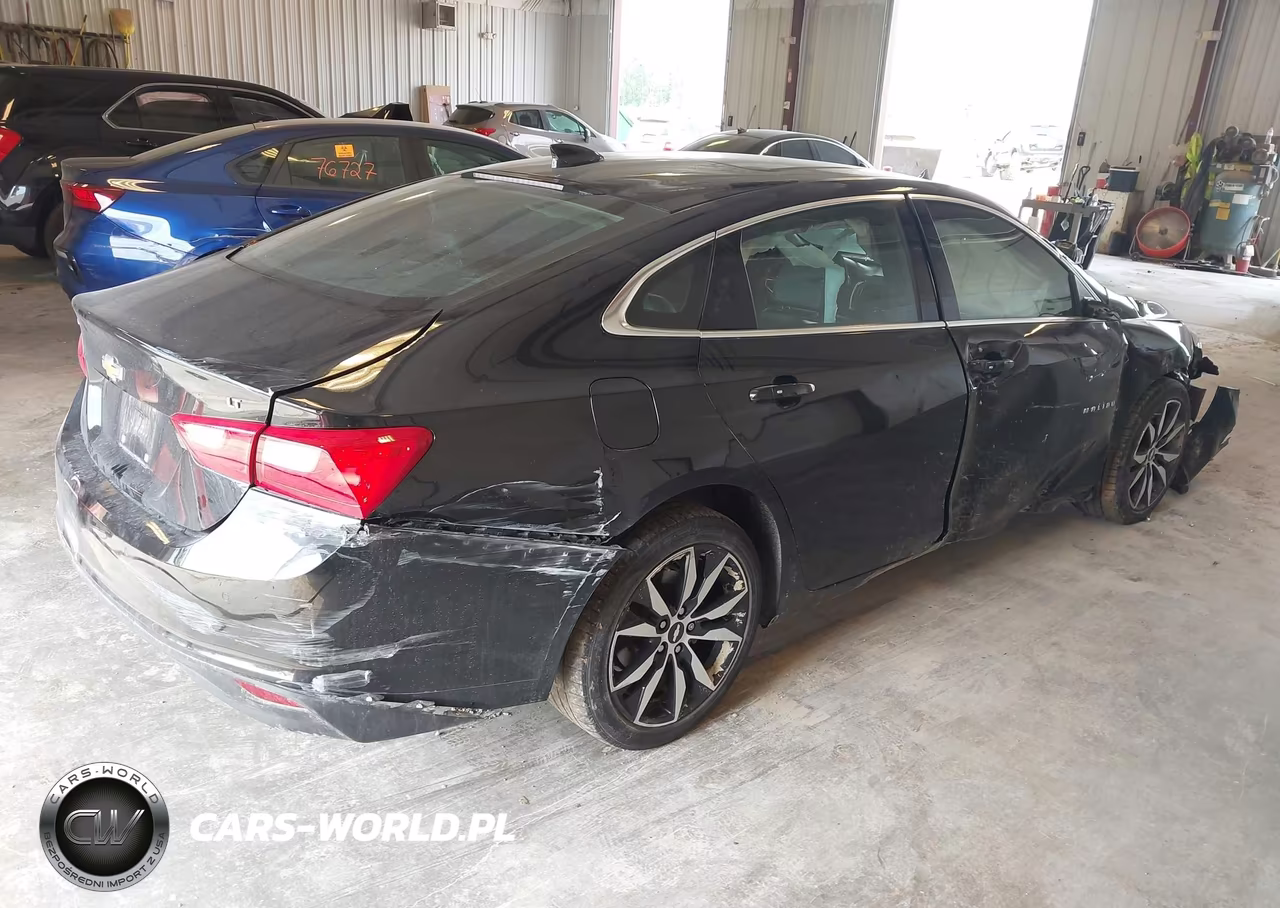 2018 Chevrolet Malibu Lt VIN:1G1ZD5ST1JF262066 - 4