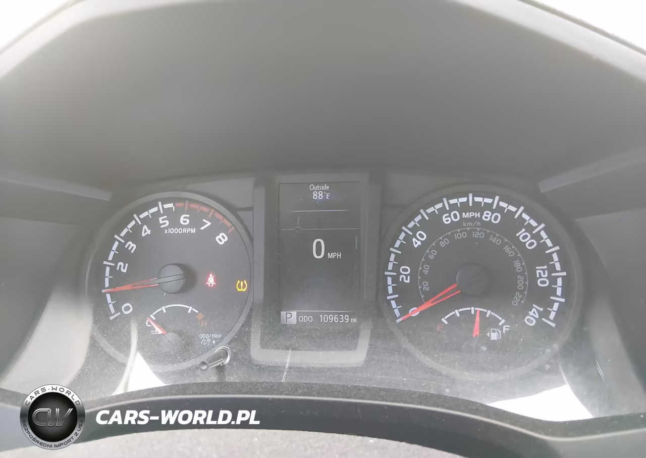2018 Toyota Tacoma Sr VIN:5TFAX5GNXJX118838 - 7