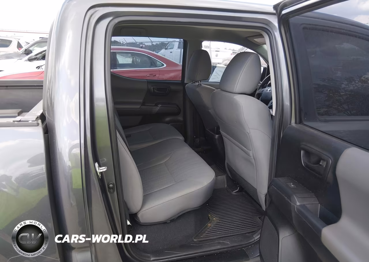 2018 Toyota Tacoma Sr VIN:5TFAX5GNXJX118838 - 8