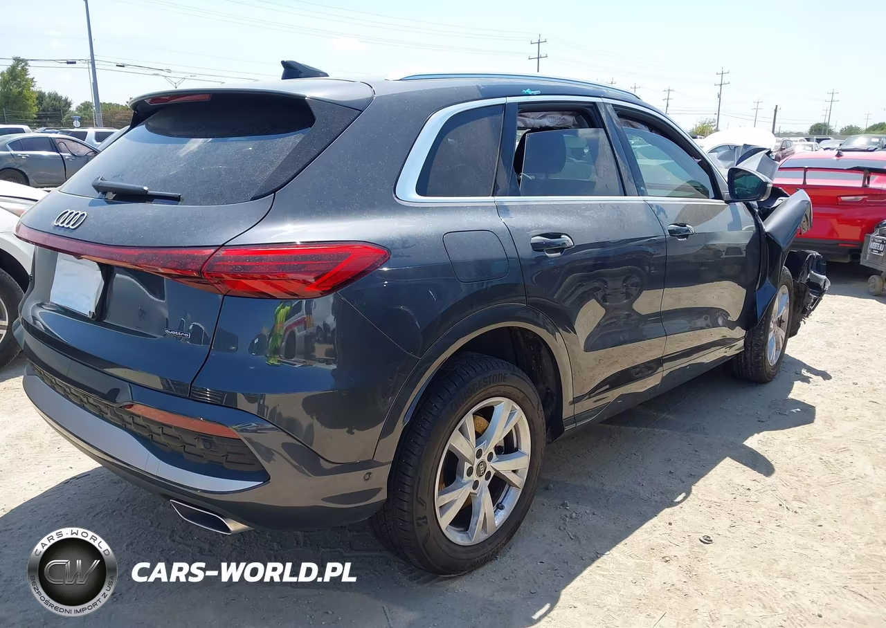 2025 Audi All-New Q5 Premium Tfsi Quattro S Tronic VIN:WA11AAGU7S2111761 - 4