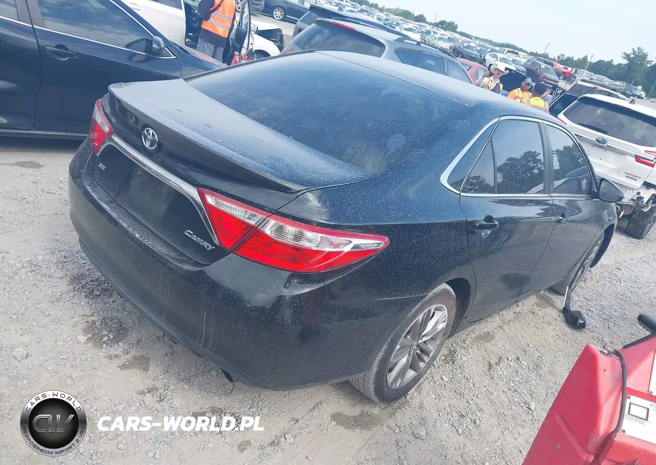 2016 Toyota Camry Se VIN:4T1BF1FKXGU590731 - 4