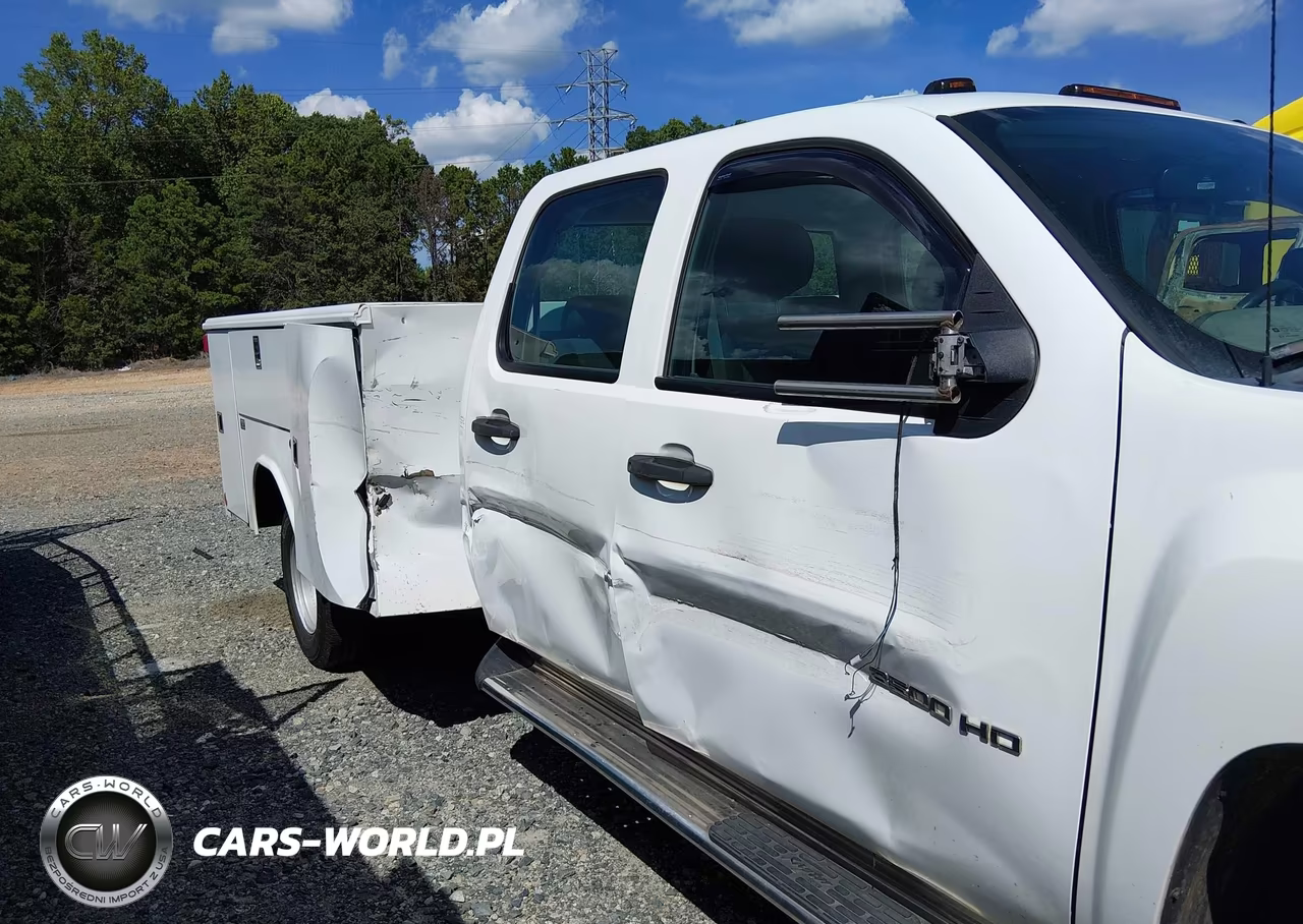 2013 Chevrolet Silverado 3500Hd Chassis Work Truck VIN:1GB4KZCG9DF106253 - 11