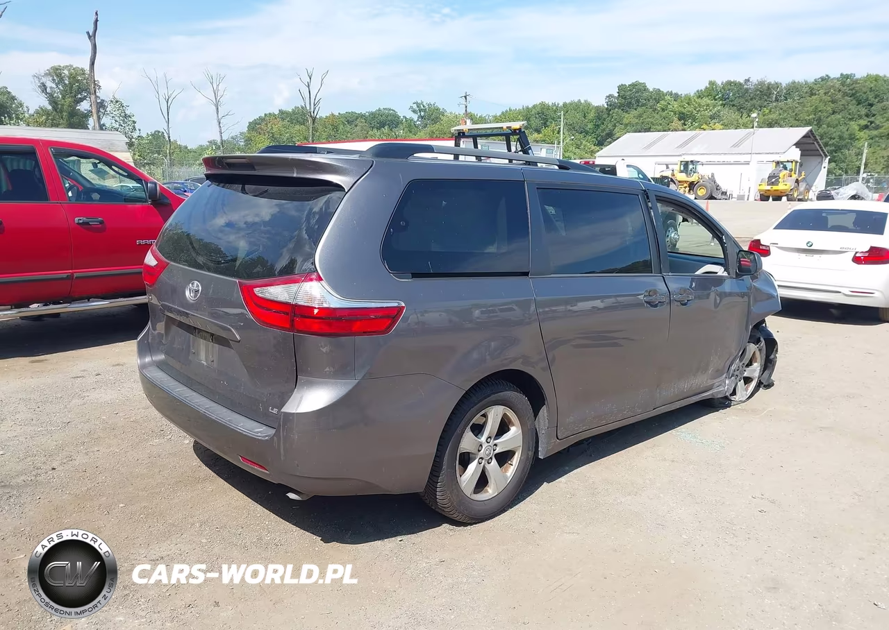 2016 Toyota Sienna Le 8 Passenger VIN:5TDKK3DC1GS730743 - 4