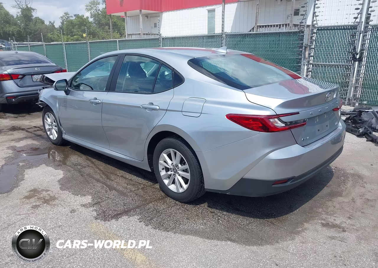 2025 Toyota Camry Le VIN:4T1DAACK9SU624694 - 3