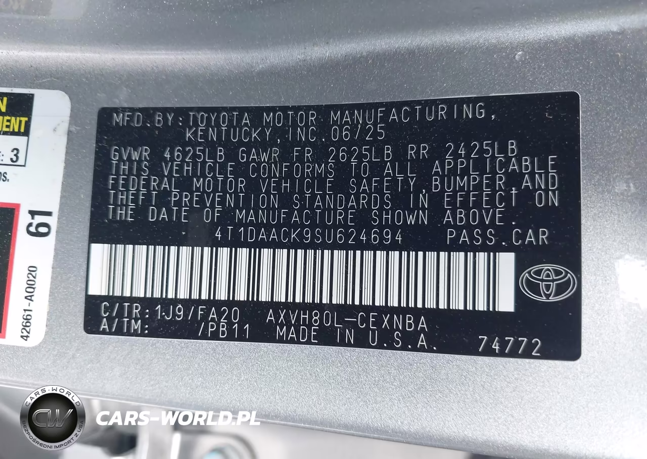 2025 Toyota Camry Le VIN:4T1DAACK9SU624694 - 9