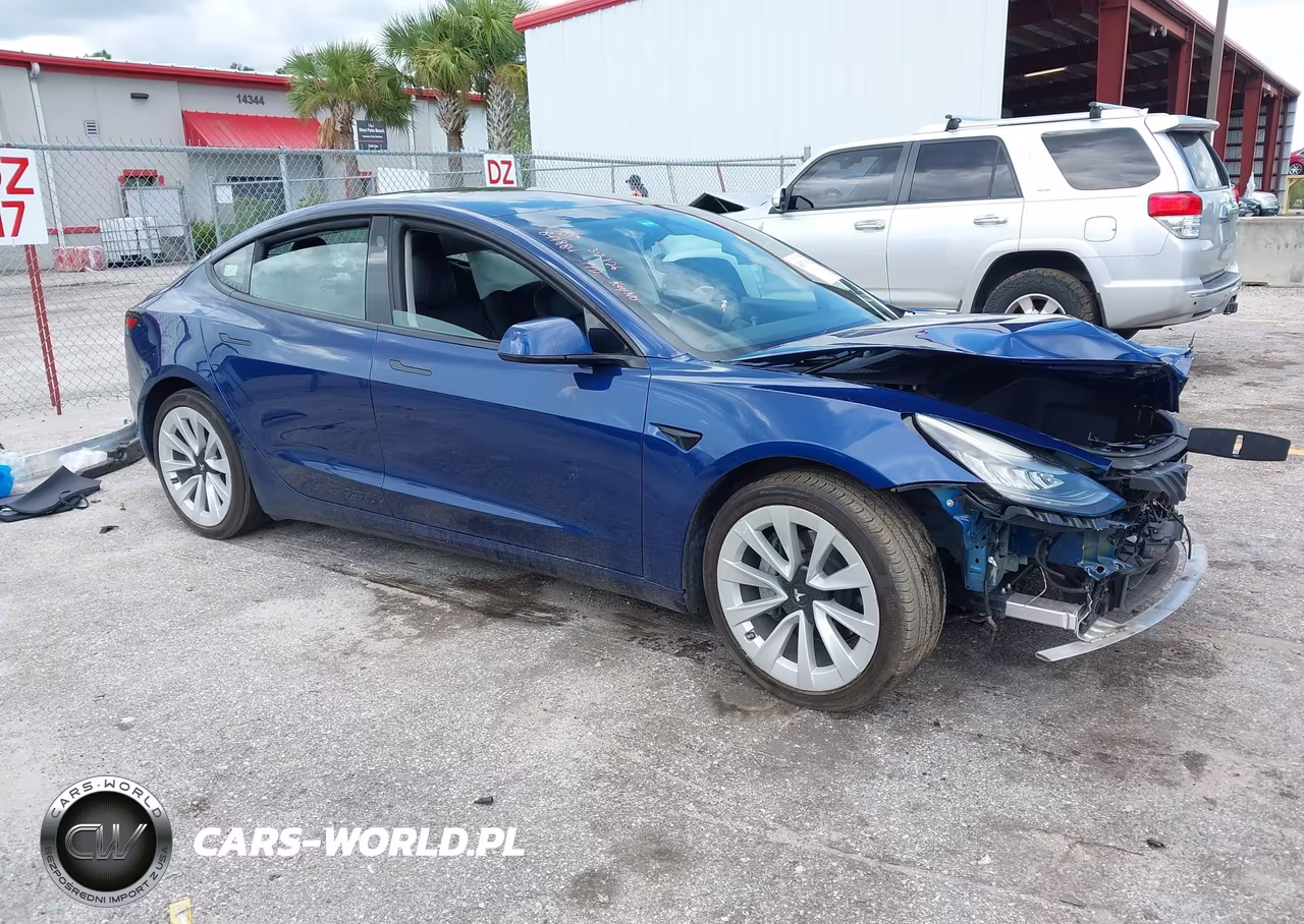2021 Tesla Model 3 Standard Range Plus Rear-Wheel Drive