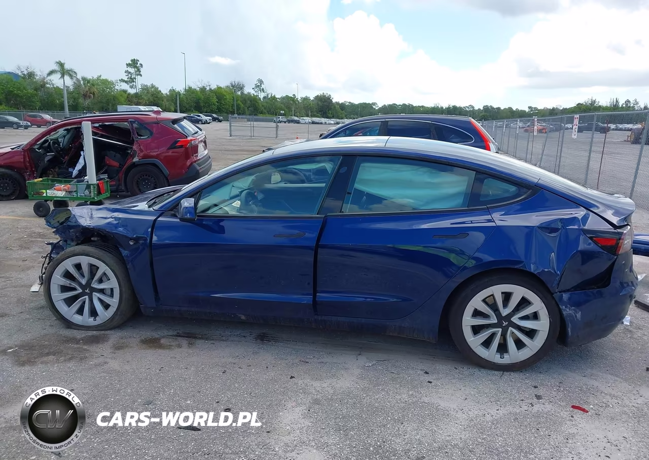 2021 Tesla Model 3 Standard Range Plus Rear-Wheel Drive VIN:5YJ3E1EA4MF849884 - 13
