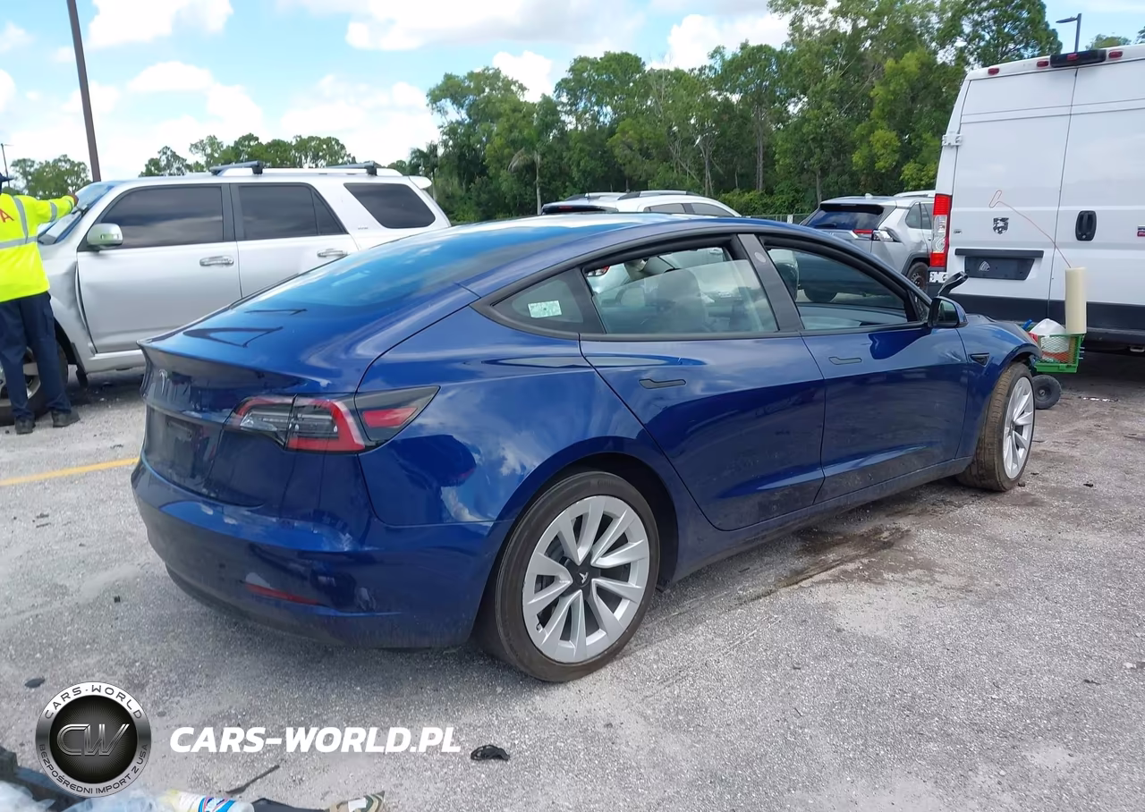 2021 Tesla Model 3 Standard Range Plus Rear-Wheel Drive VIN:5YJ3E1EA4MF849884 - 4