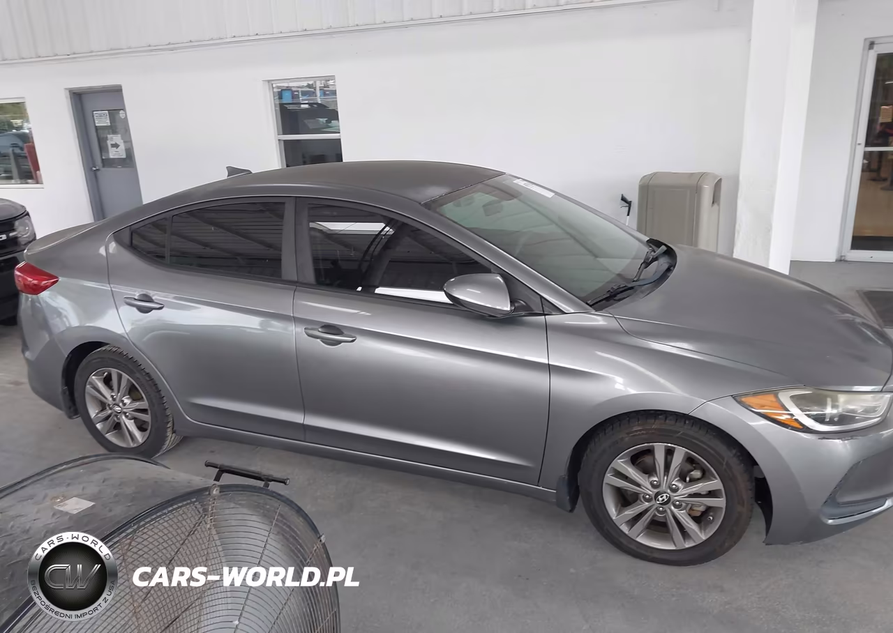 2018 Hyundai Elantra Sel VIN:5NPD84LF4JH291477 - 13