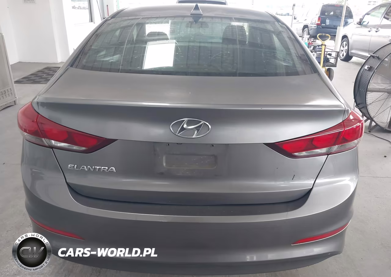 2018 Hyundai Elantra Sel VIN:5NPD84LF4JH291477 - 16