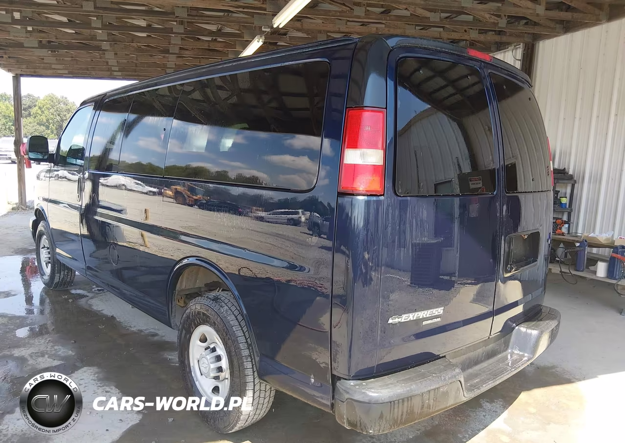 2015 Chevrolet Express 2500 Ls VIN:1GNWGPFG7F1269691 - 3