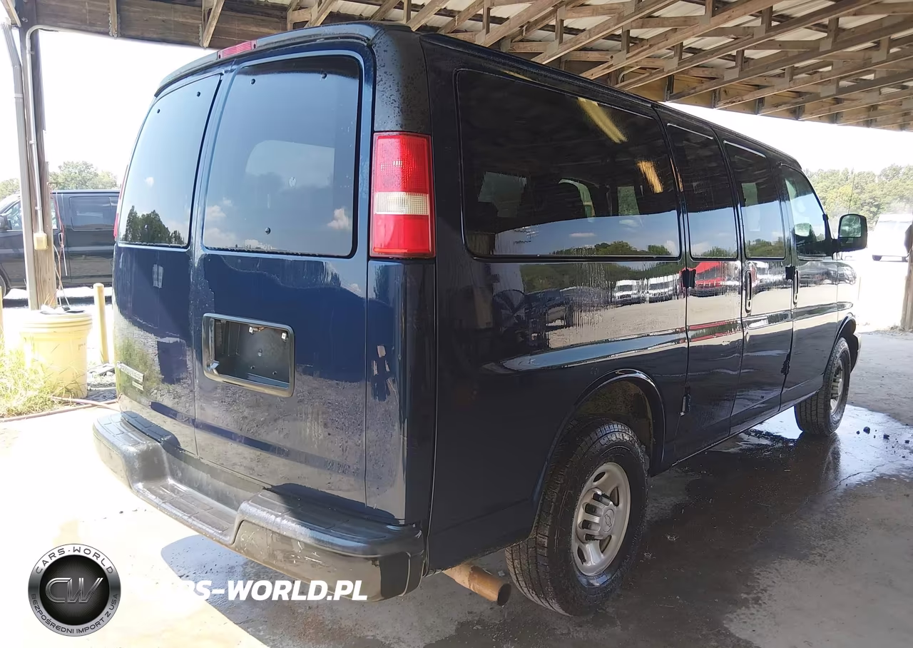 2015 Chevrolet Express 2500 Ls VIN:1GNWGPFG7F1269691 - 4