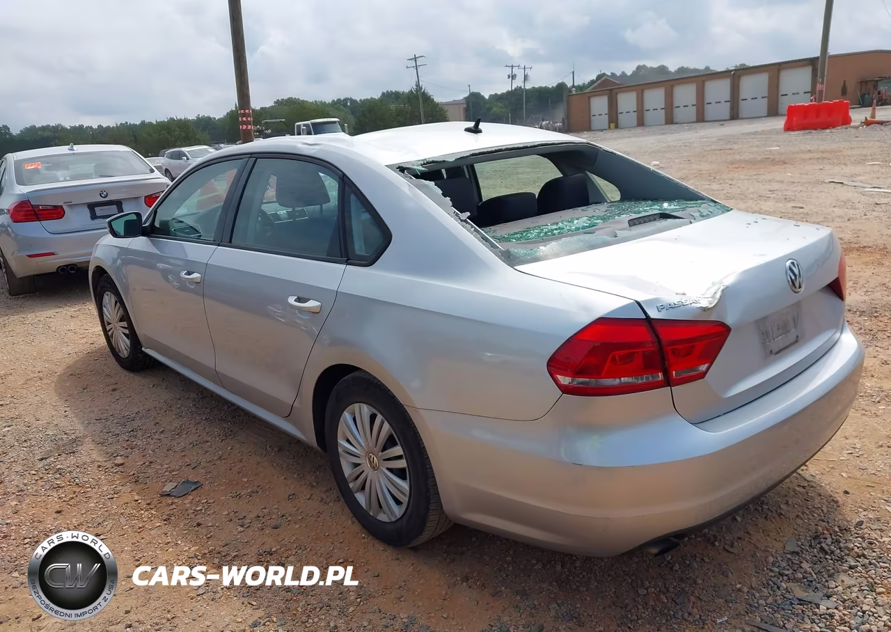 2014 Volkswagen Passat 1.8T S VIN:1VWAS7A31EC102099 - 3